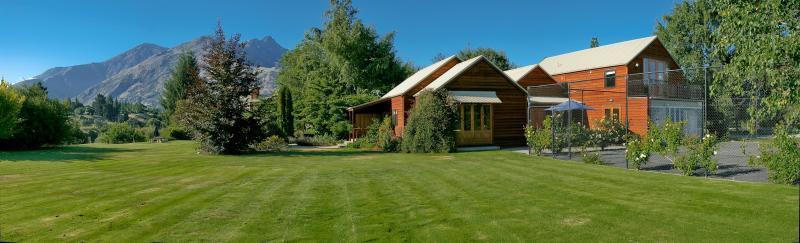 Manata Homestead & Lodge Queenstown Exterior photo