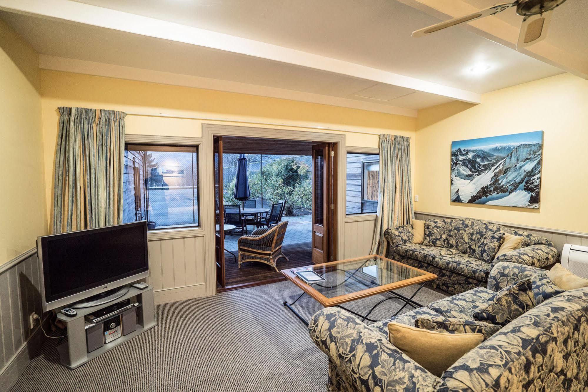 Manata Homestead & Lodge Queenstown Exterior photo